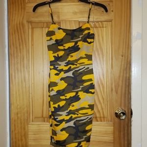 Forever 21 Yellow Tan Camo Camouflage Dress Sz S